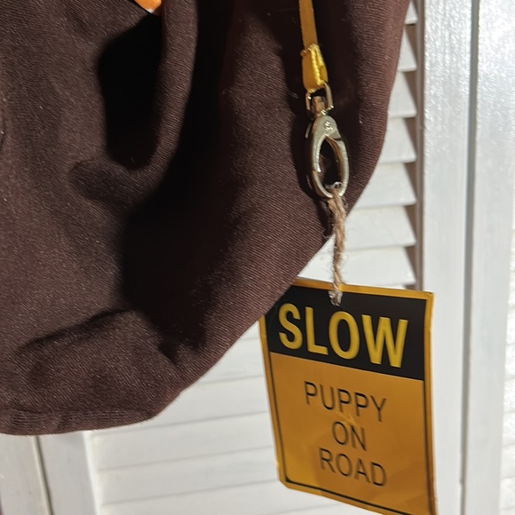 NWT Crossbody Dog Carrier - Picture 5 of 7